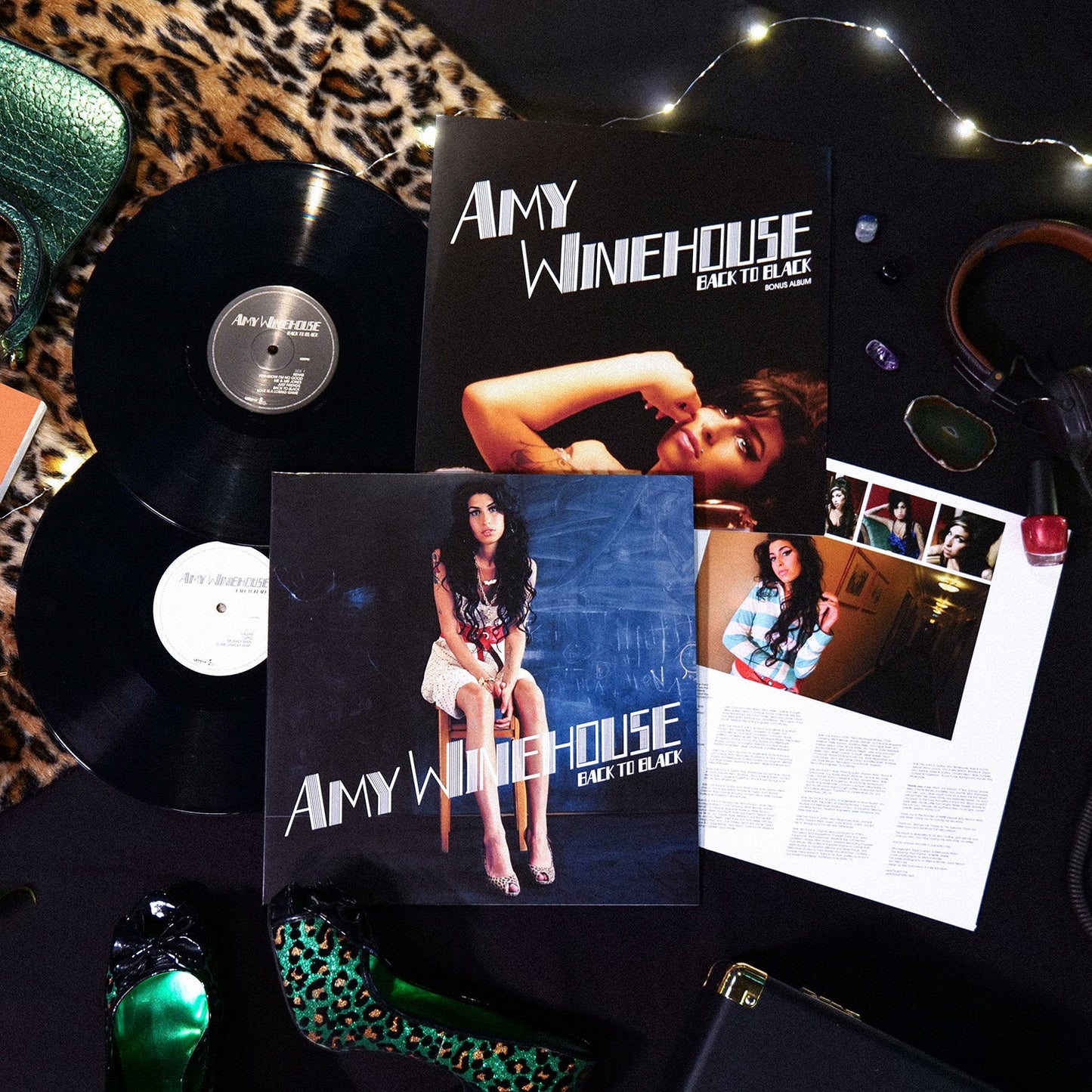 Back to Black: Deluxe Edition Half Speed Master Vinyl 2LP { vinyl }
