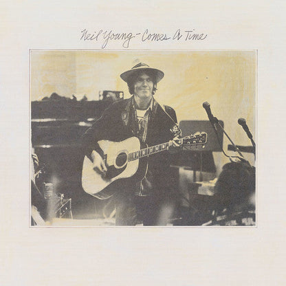 Neil Young - Comes A Time { vinyl }