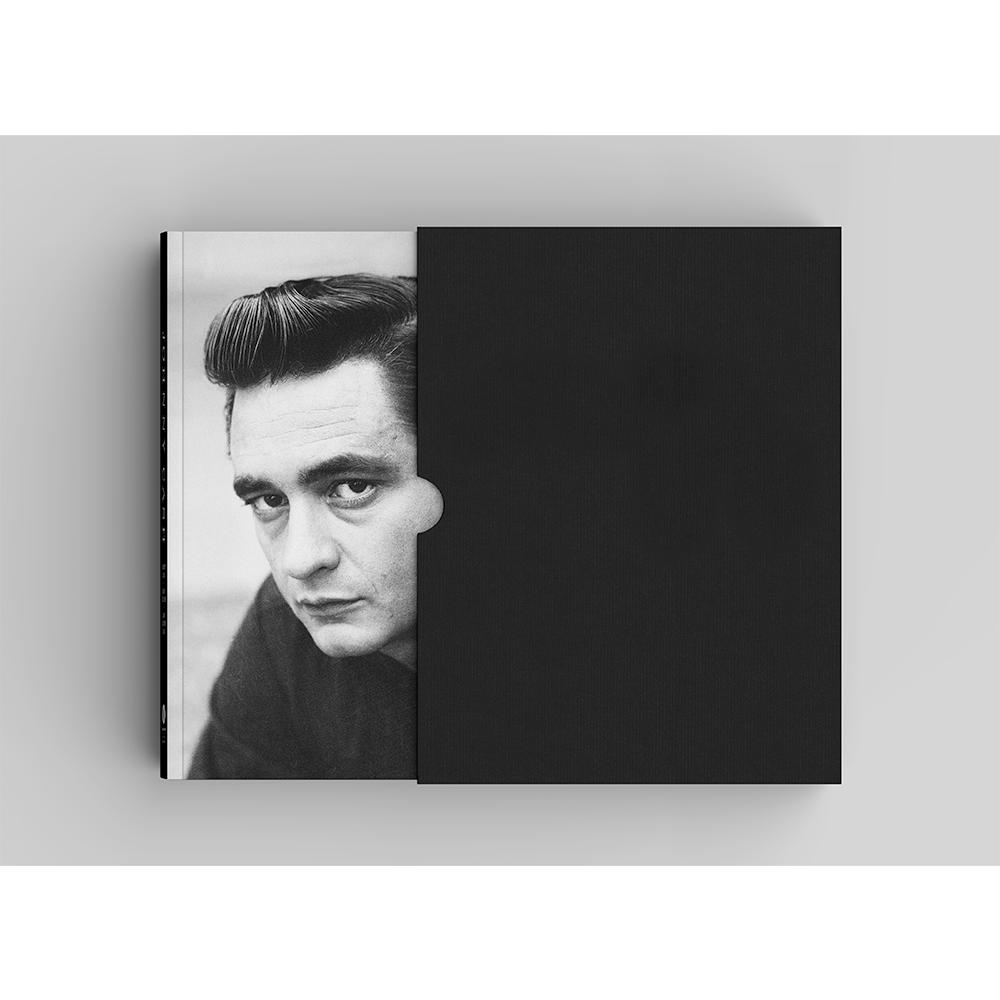 Johnny Cash - The Life in Lyrics: Deluxe Limited Collector's Edition Book { vinyl }