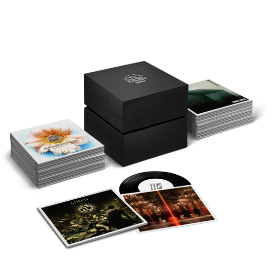 XXXIII: Limited Edition Collector’s Vinyl Box (33 x 7‘‘s) { vinyl }