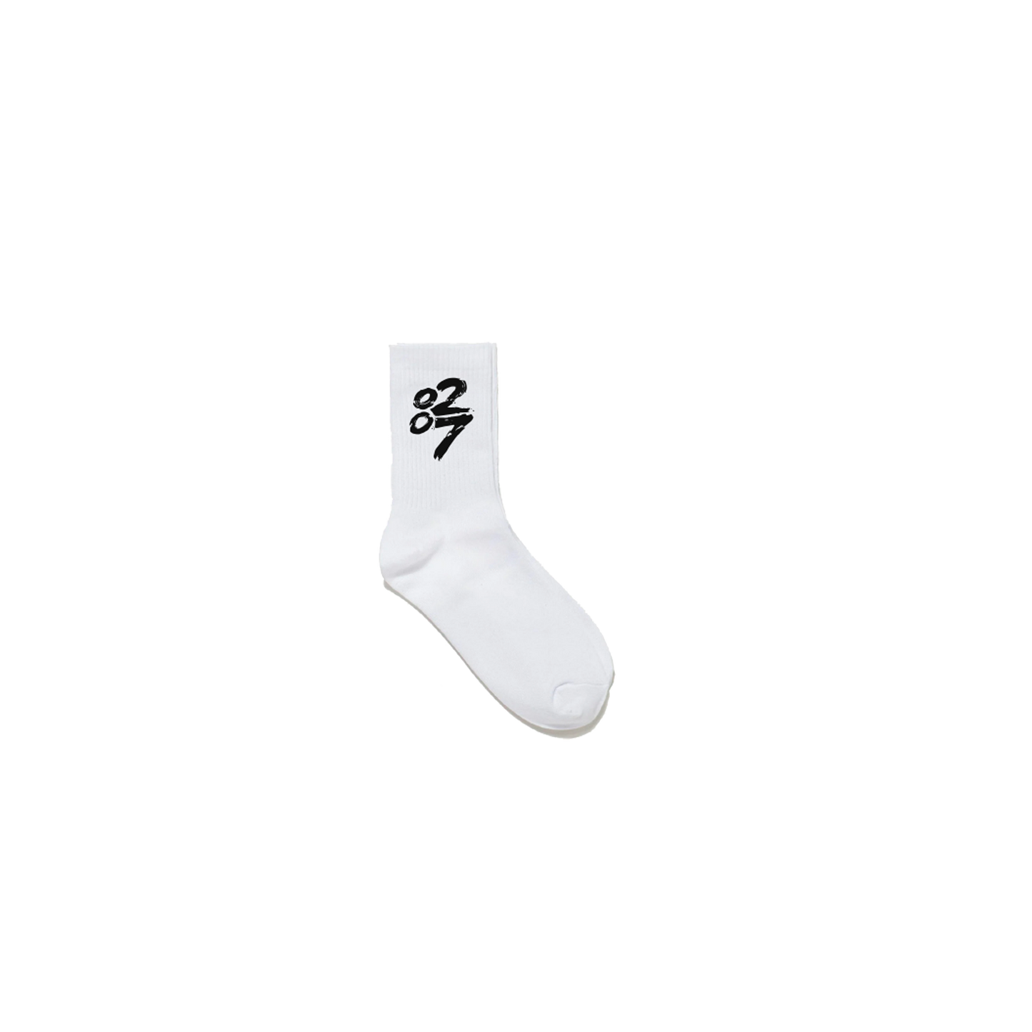 0207 Logo White Socks { vinyl }